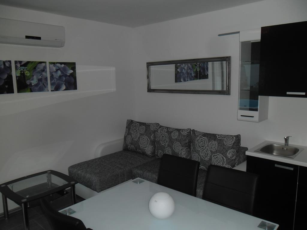 Rooms & Apartments Marinero Betina (Sibenik-Knin) Quarto foto